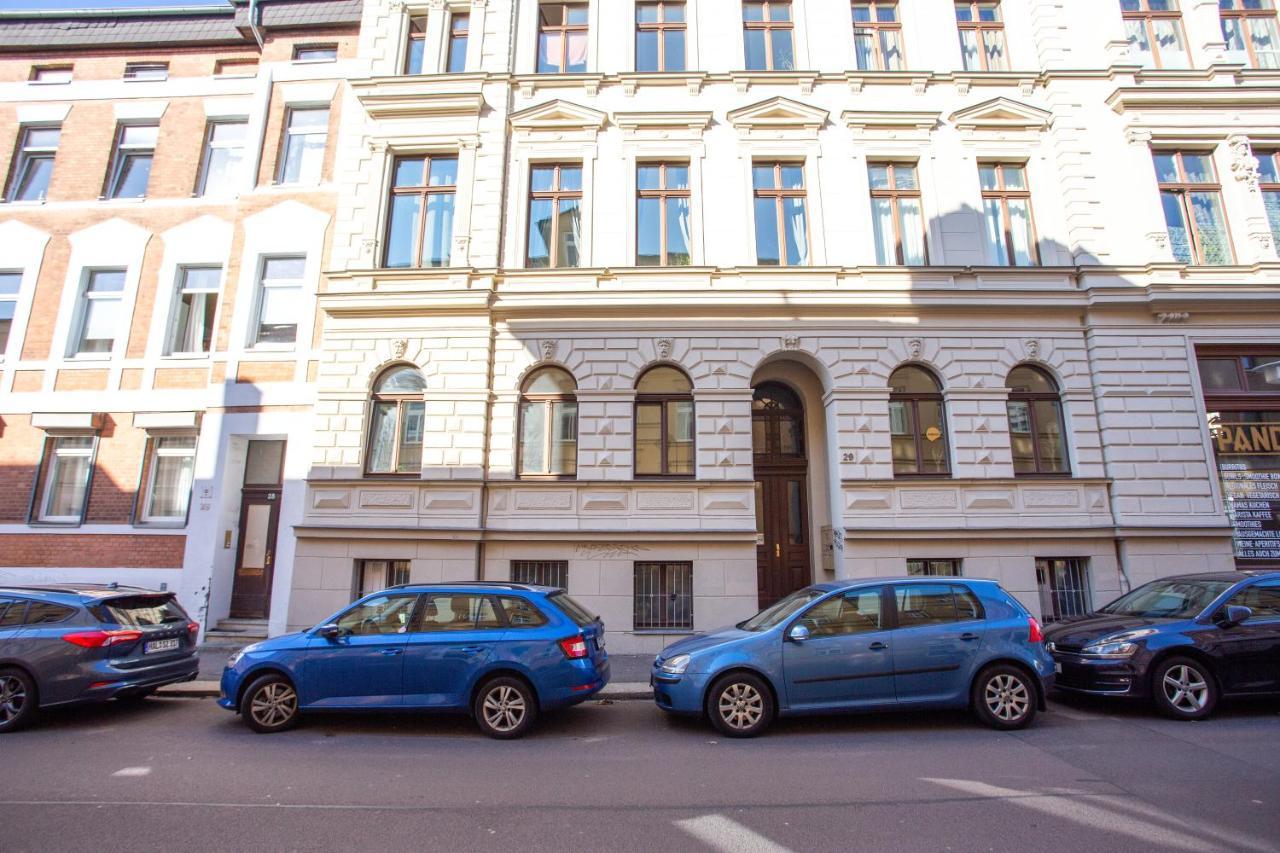Fullhouse - Halle - M29 Apartments Luaran gambar
