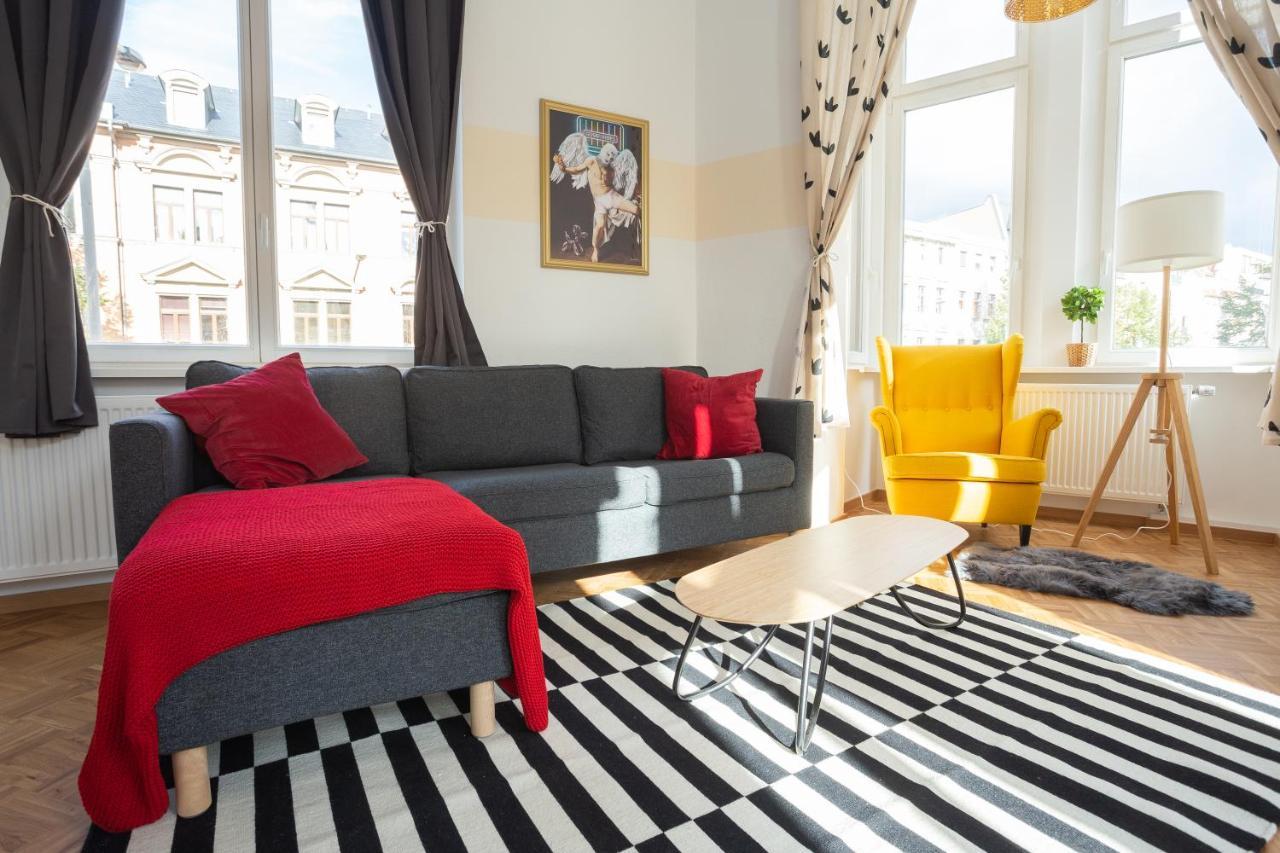 Fullhouse - Halle - M29 Apartments Luaran gambar