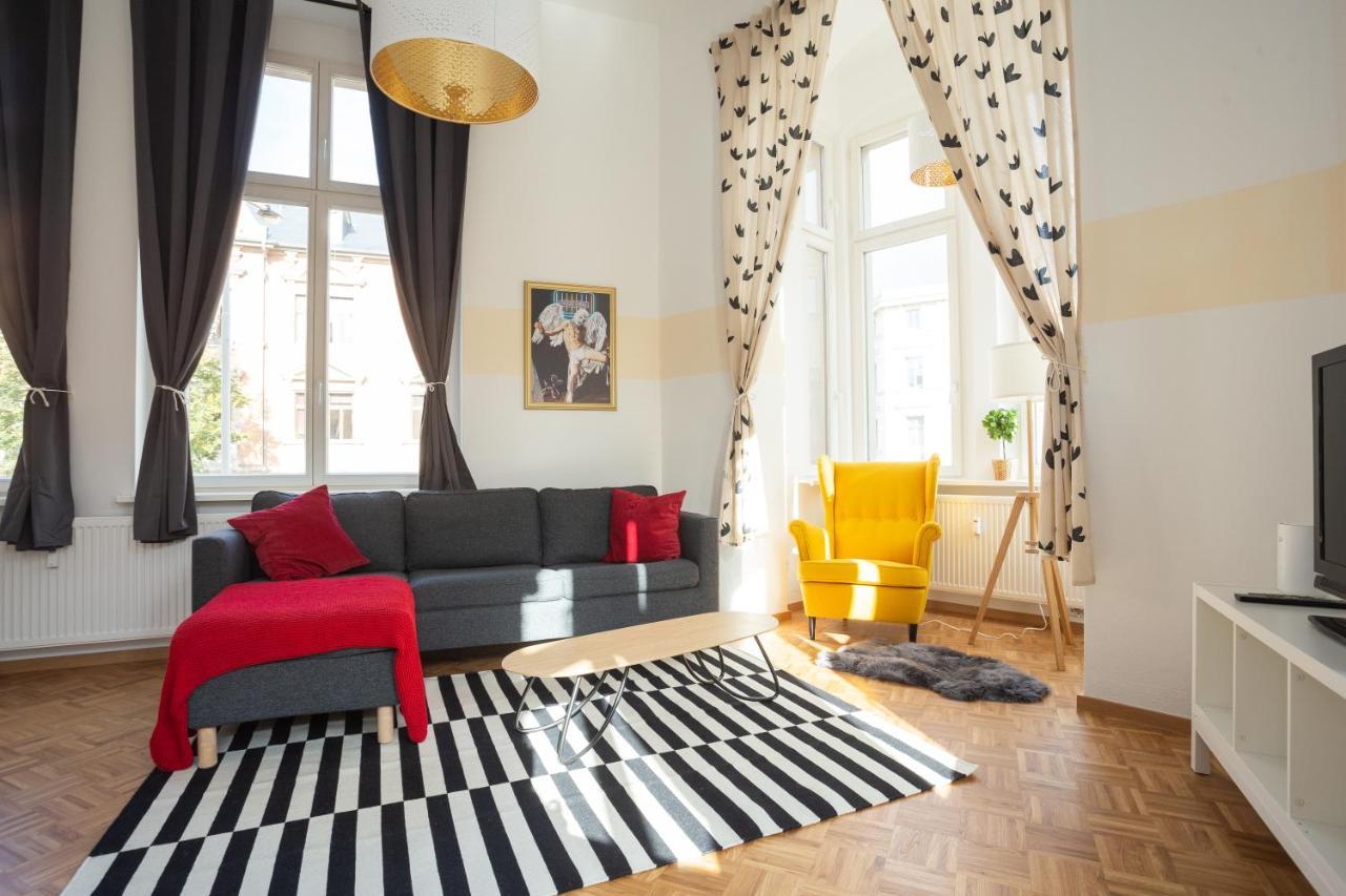 Fullhouse - Halle - M29 Apartments Luaran gambar