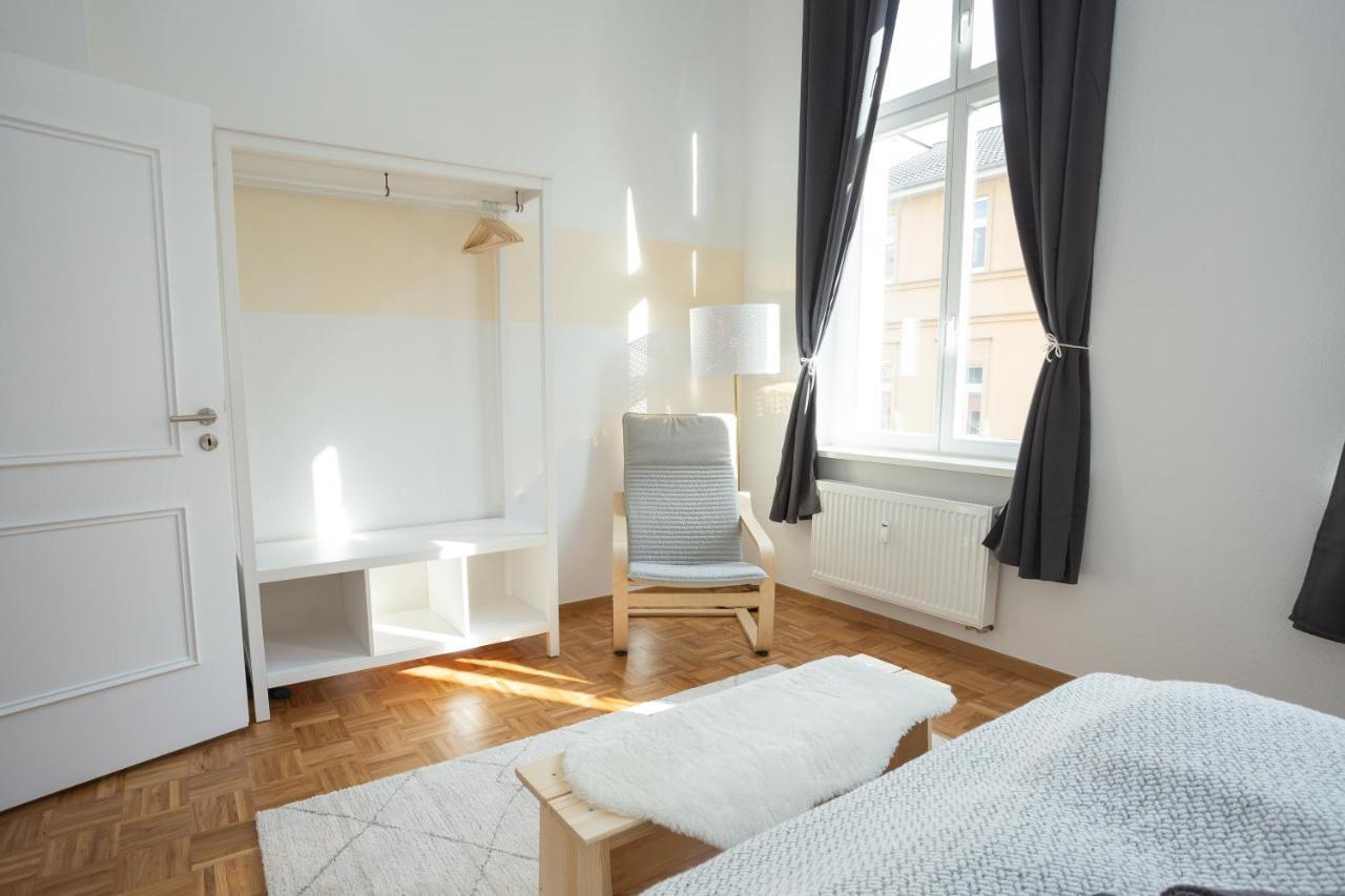 Fullhouse - Halle - M29 Apartments Luaran gambar