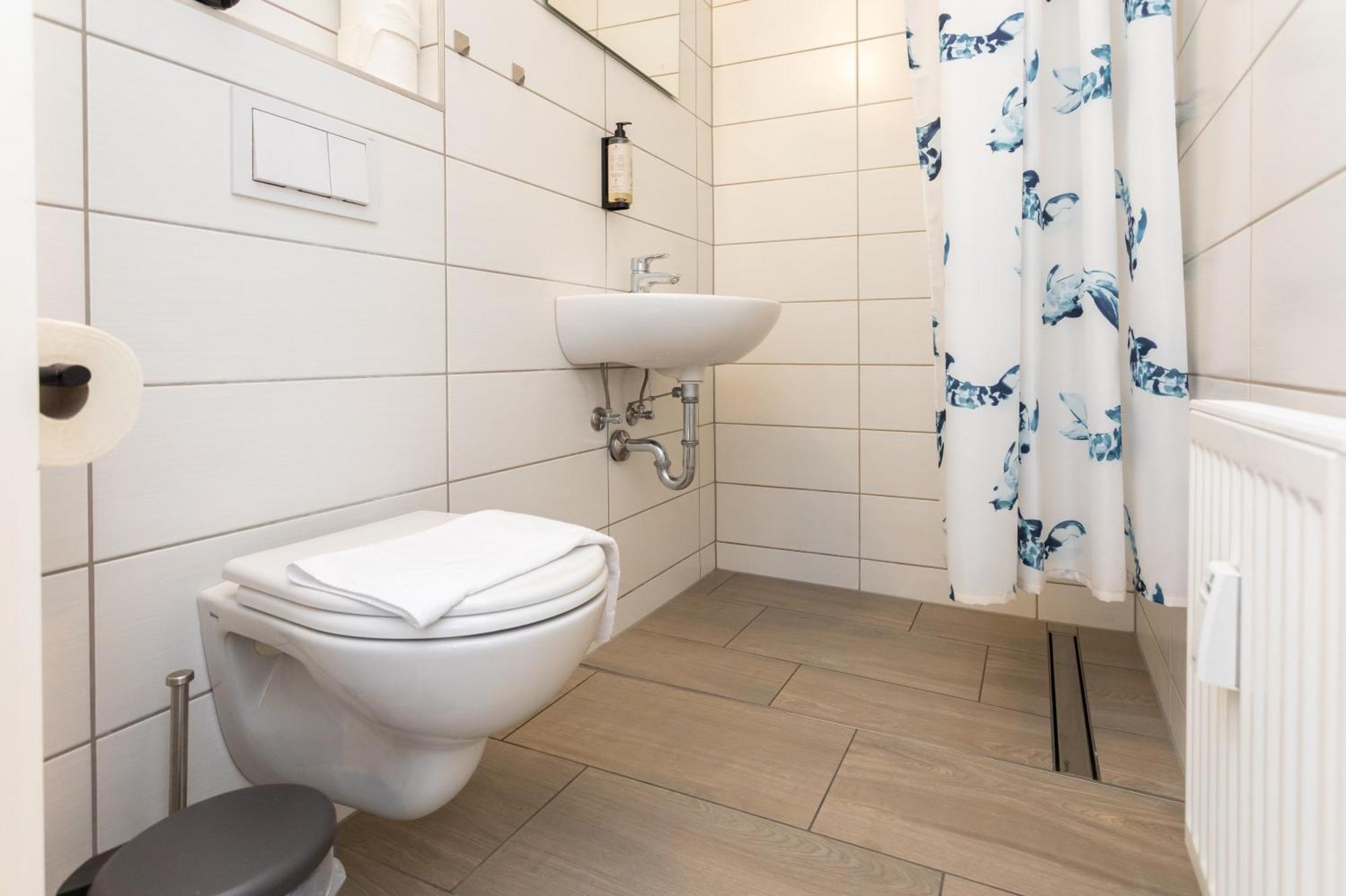 Fullhouse - Halle - M29 Apartments Luaran gambar