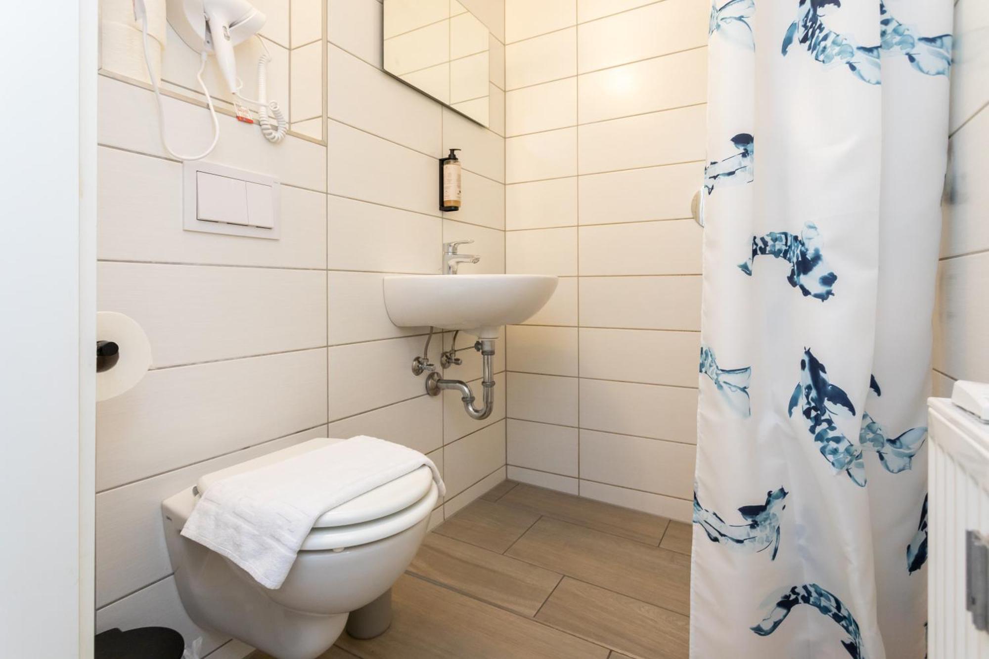 Fullhouse - Halle - M29 Apartments Luaran gambar